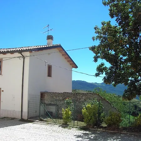 Dom wakacyjny Montagna & Relax *